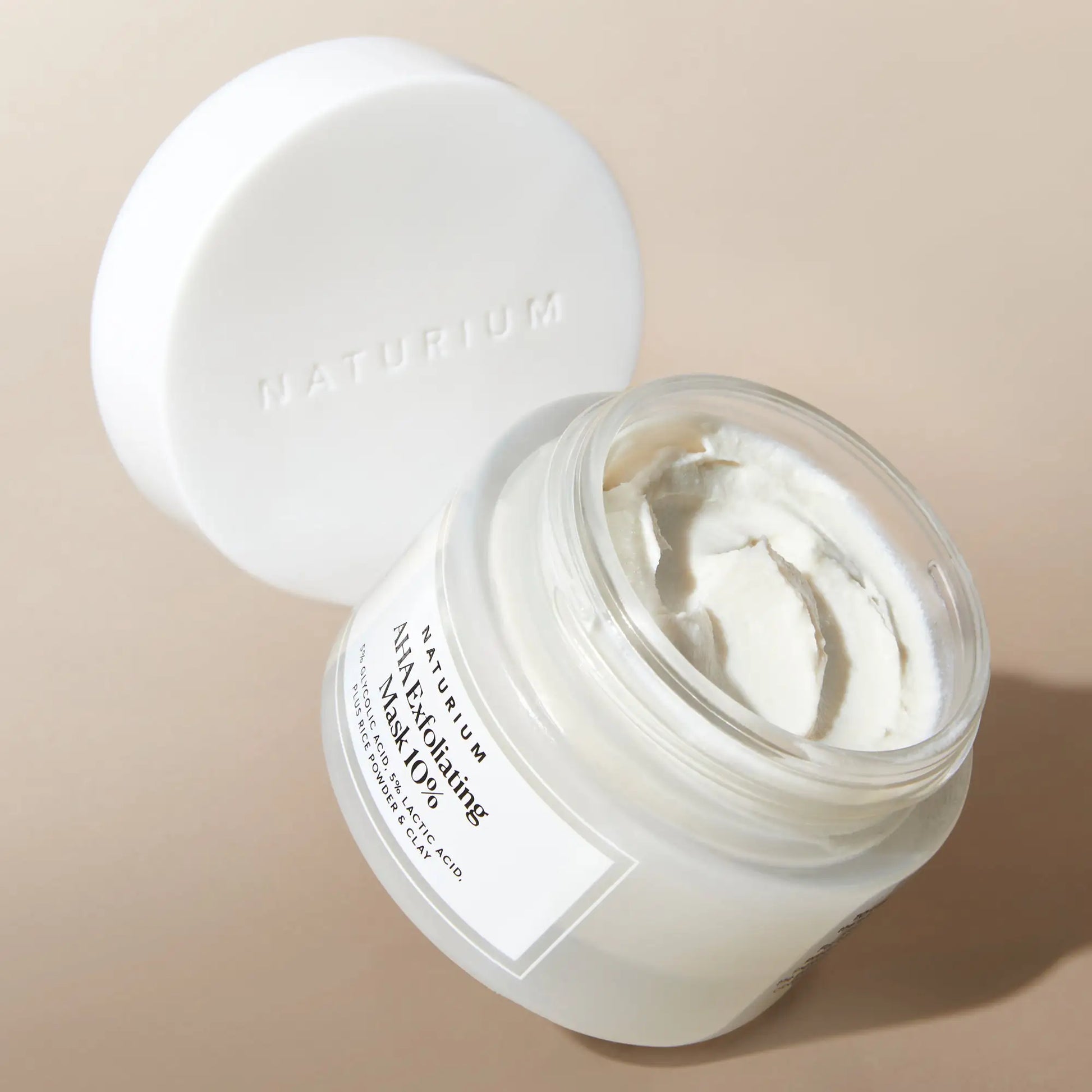 aha-exfoliating-mask-10-i5 AHAmask_0957-crop.webp