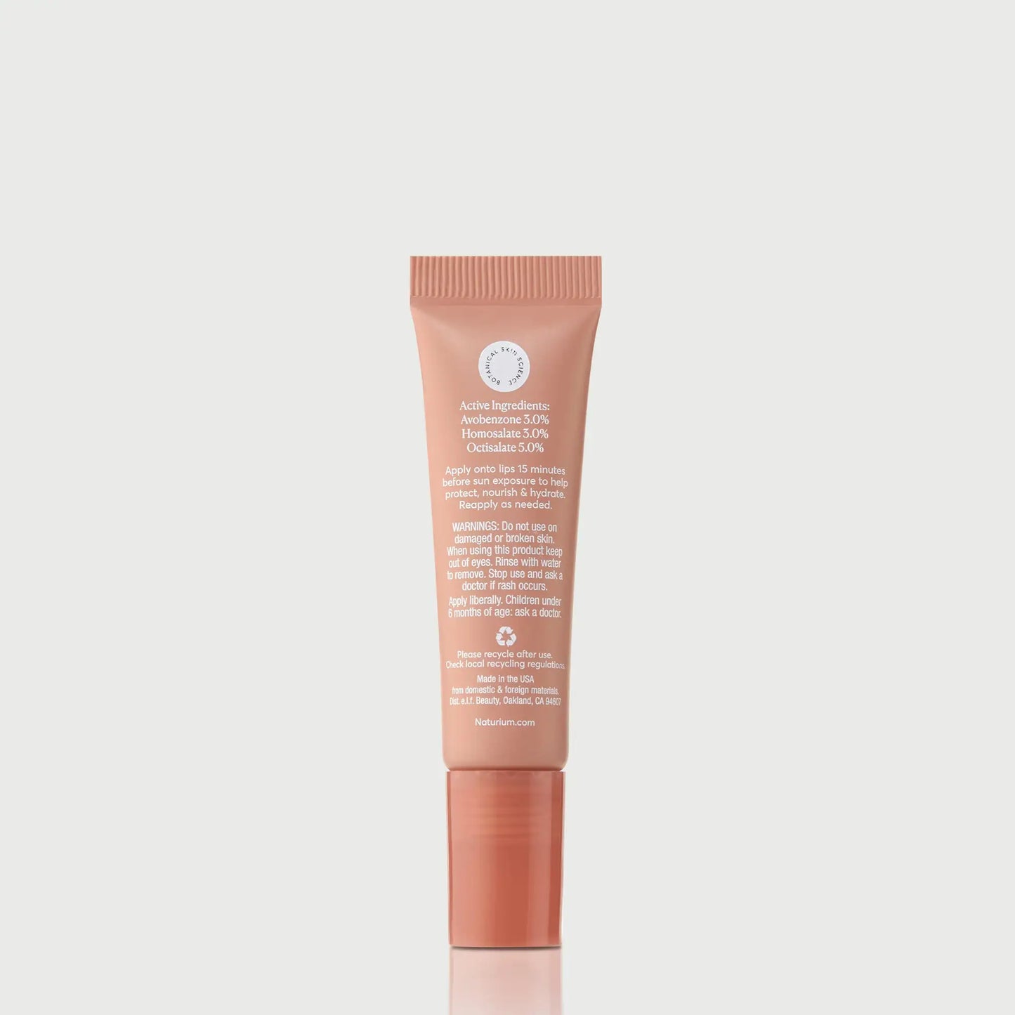 phyto-glow-lip-balm-spf-45-getaway-t5 NATR-10126_PhytoGlow_SPF_Getaway_primary_capon_back_bonebkgd_1.webp