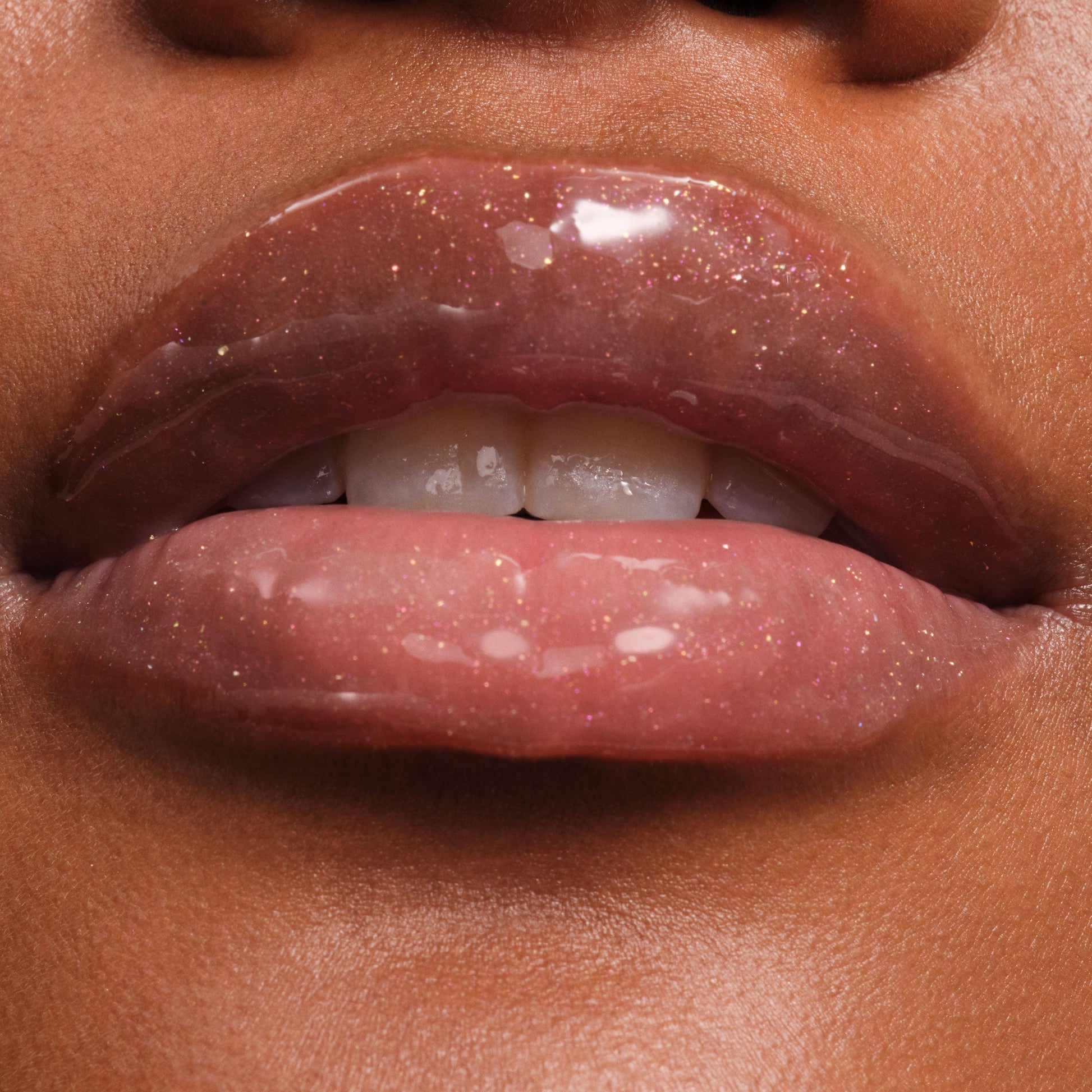 phyto-glow-lip-balm-shimmer-stardust-e4 NATR-10131-Phyto-Glow-Lip-Hover-Stardust.jpg