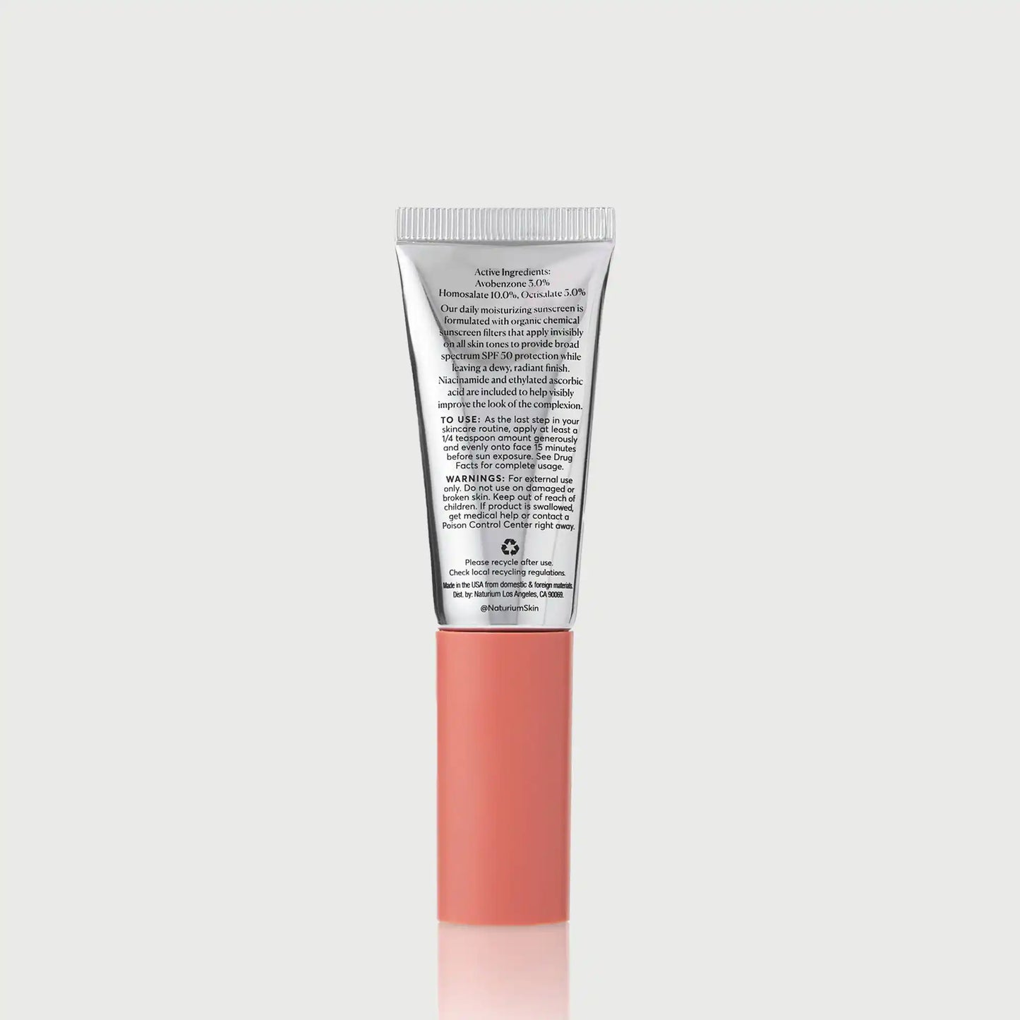 dew-glow-moisturizer-spf-50-travel-size-y6 NATR-10157_Dew-Glow-Moisturizer-SPF-50-Mini_back_capon_bonebkgd_d7cb9bbb-e294-42e2-8d5a-28c73c09b5b5.webp