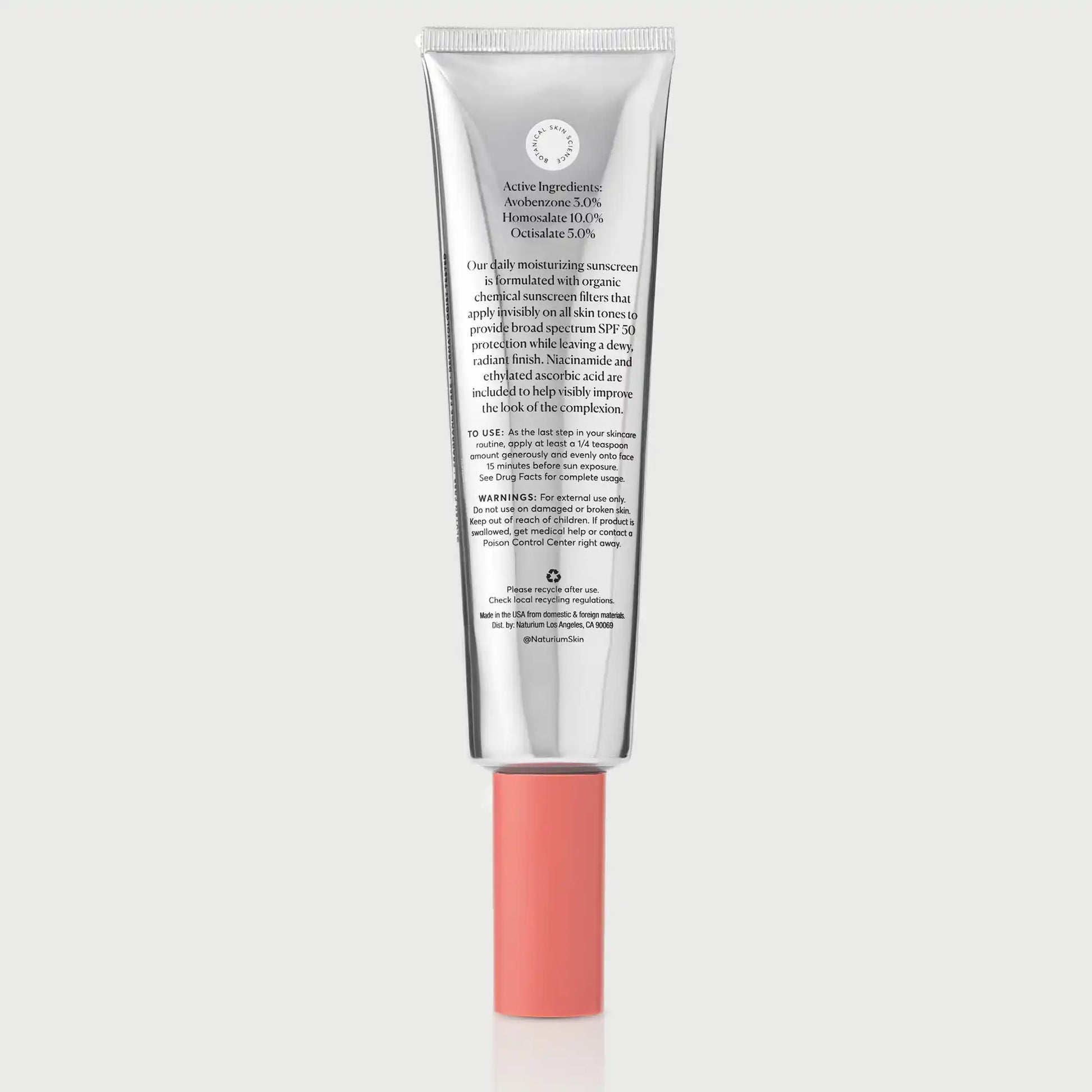 dew-glow-moisturizer-spf-50-jumbo-u2 NATR_Dew_Glow_Jumbo_Back_CapOn_bonebkgd.webp