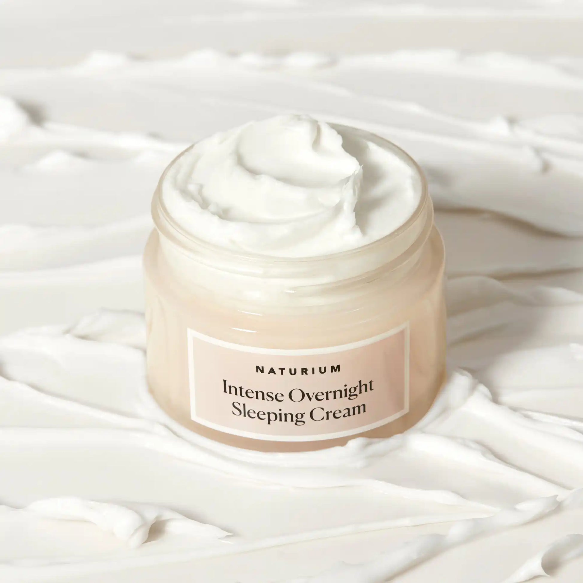intense-overnight-sleeping-cream-b2 sleepingcream_0880-crop_1.webp